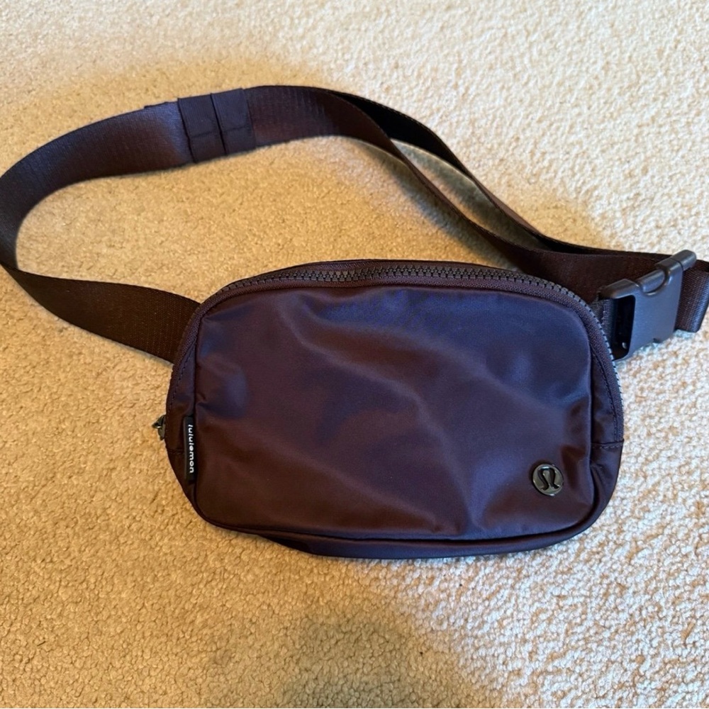 *French Press🤎Lululemon Everywhere Belt Bag 1L